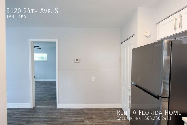 Building Photo - 5120 24th Ave S