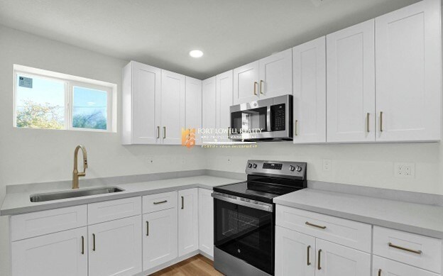 Building Photo - 202 S 2nd St