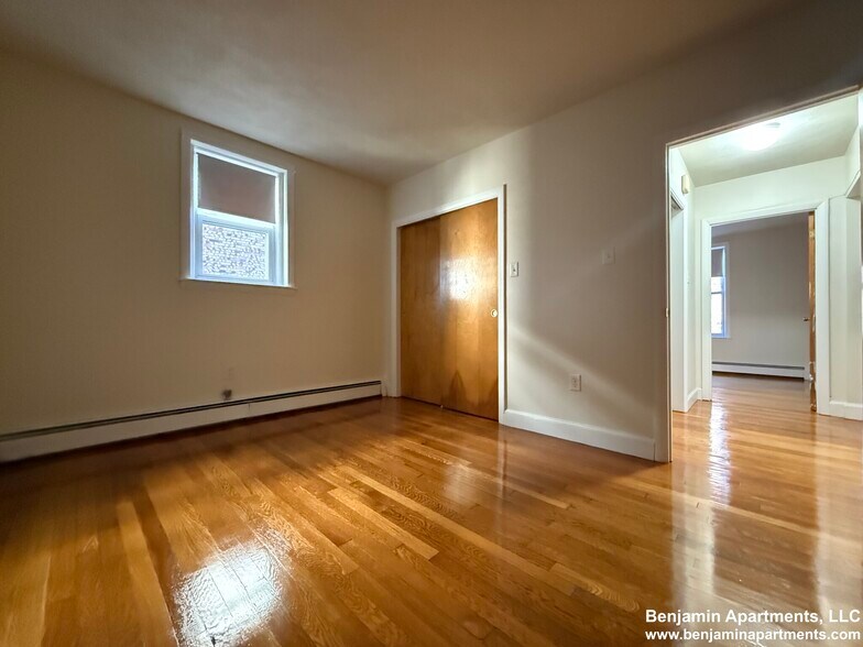 Building Photo - 316 Tappan St