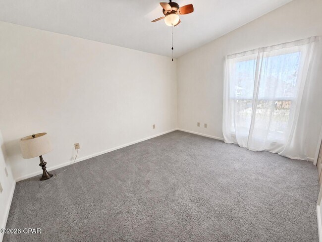 Building Photo - 6009 Sunset Ave