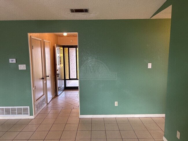 Building Photo - 2608 Jade Rd, Killeen
