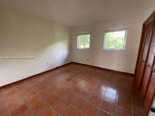 Building Photo - 402 Majorca Ave