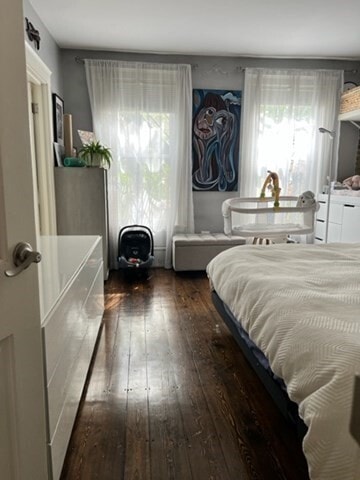 Building Photo - 4 Centre Pl