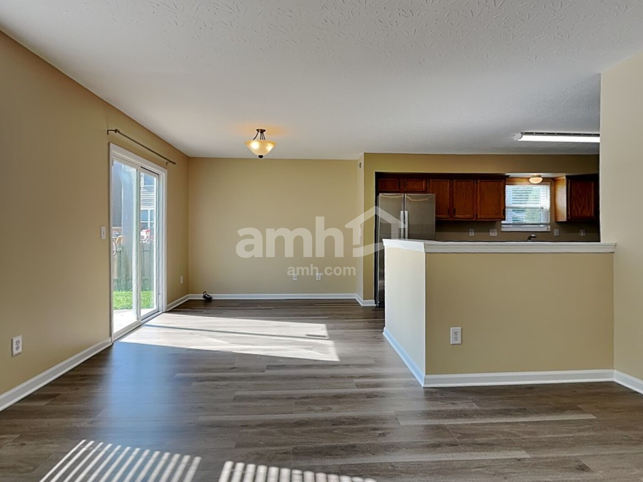 Building Photo - 5974 Marsh Cir