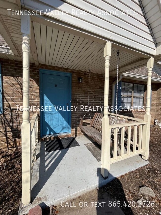 Building Photo - 455 Bramblewood Ln