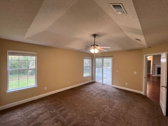 Building Photo - 5654 Colinas Verde Dr