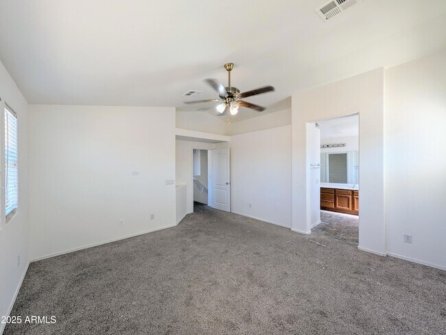 Building Photo - 3848 E Pollack St