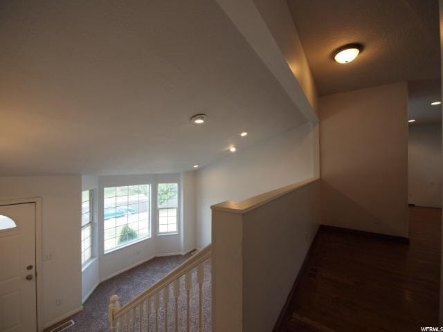 Building Photo - 1448 Willow Valley Dr