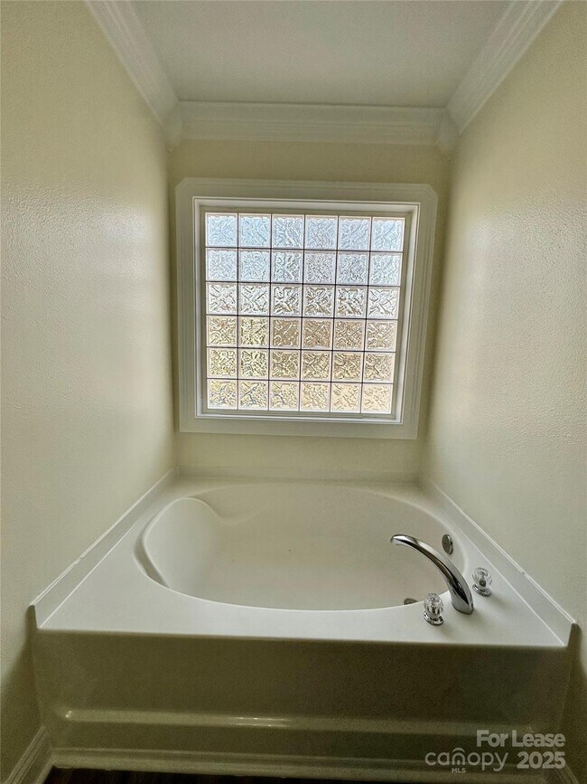 Building Photo - 4115 Rosefield Ct