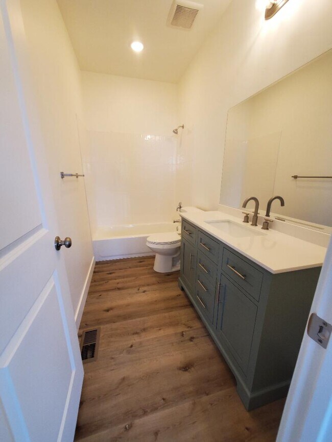 Building Photo - 5905 Jackling Way
