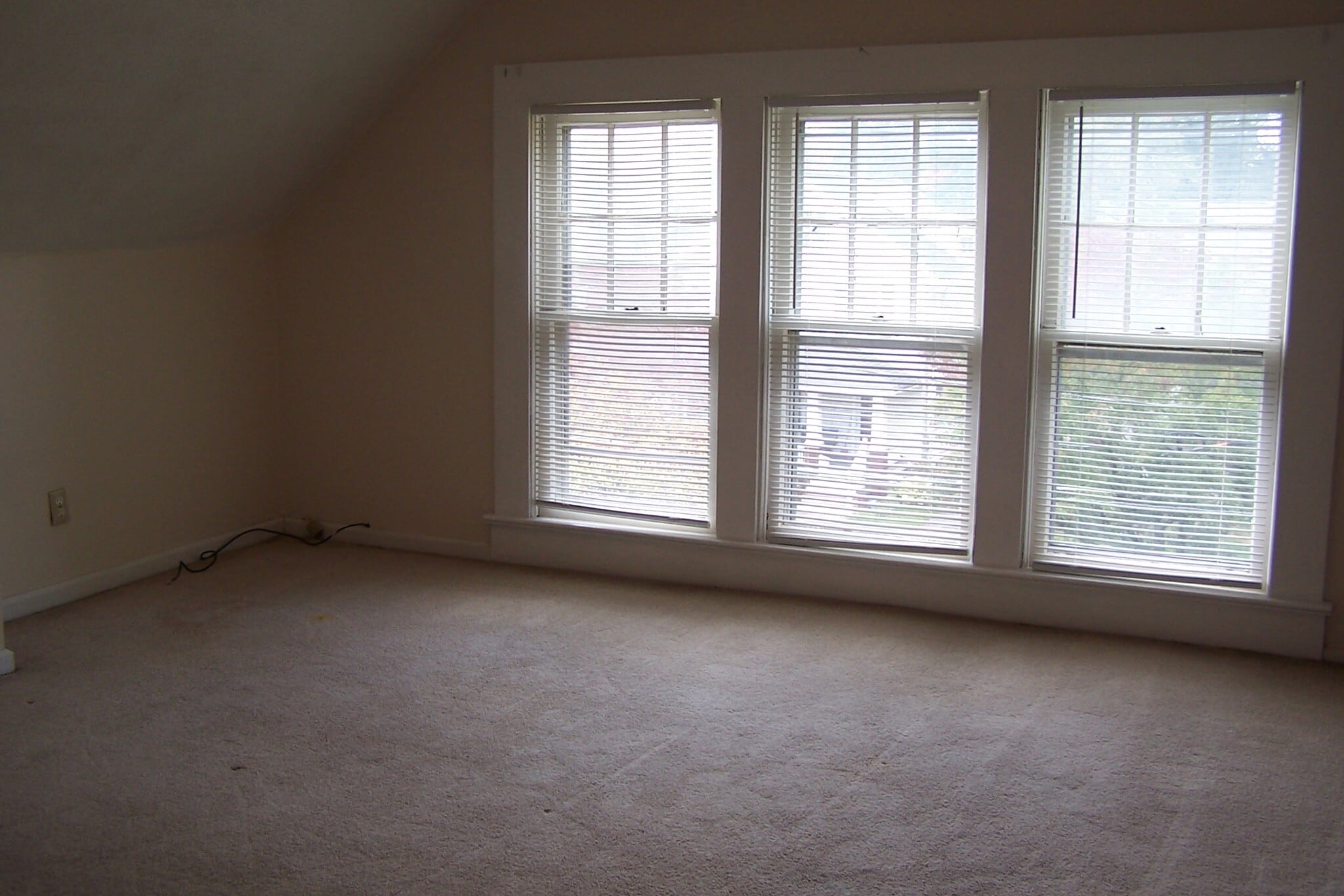 Bedroom - 139 Carpenter Rd