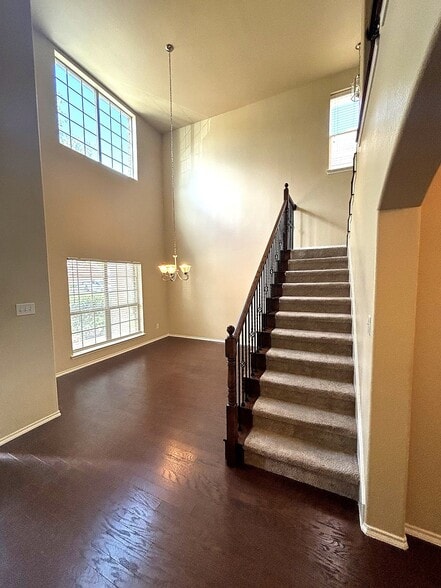 Building Photo - 9717 Sand Trap Dr