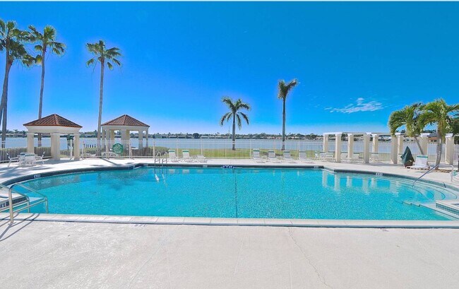 Building Photo - 7760 Emerald Cir