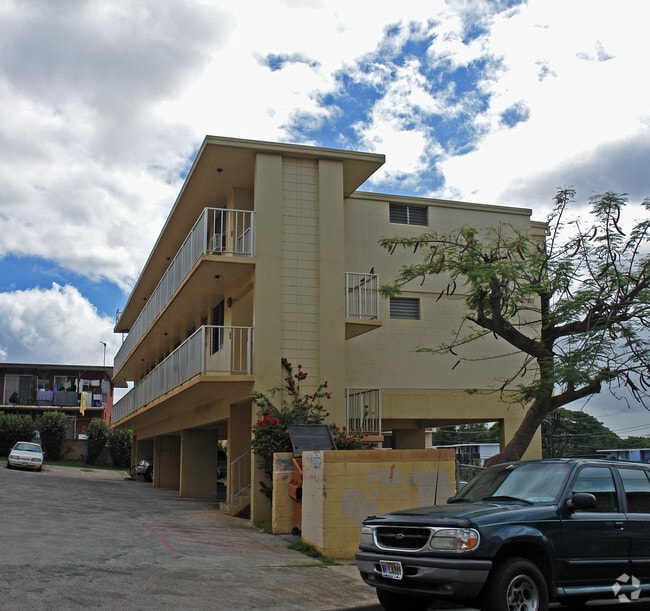 Building Photo - Dynasty Terrace