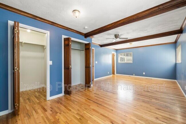 Building Photo - 3759 Alta Loma Dr E