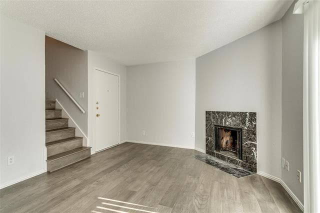 Building Photo - 4044 Buena Vista St