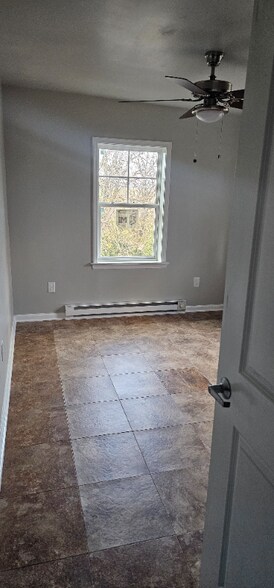 Building Photo - 4180 Division Hwy