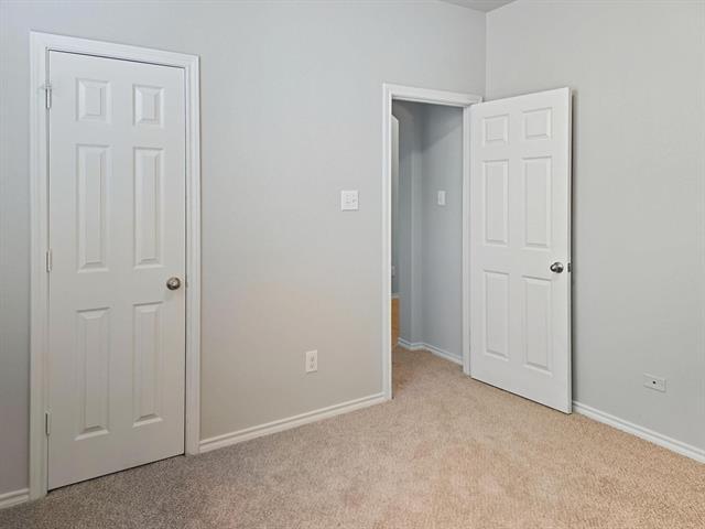 Building Photo - 2820 Stonewall Ln