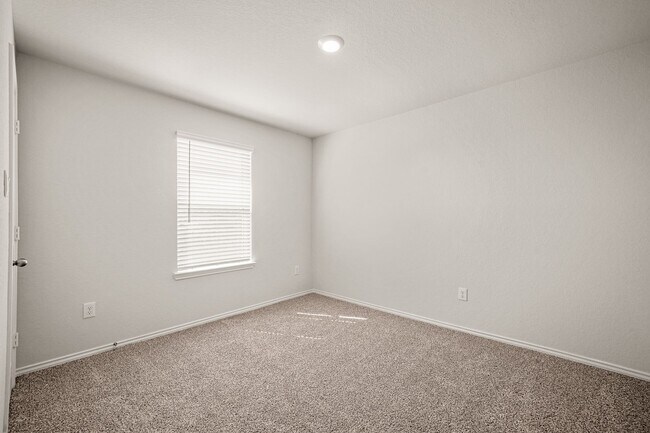 Building Photo - BRAND NEW HOUSE LOCATED IN RIVERSTONE AT WESTPOINTE SAN ANTONIO TX 78253