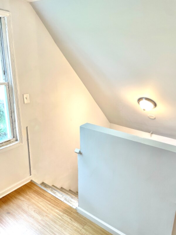 Building Photo - 5025 W 31st St
