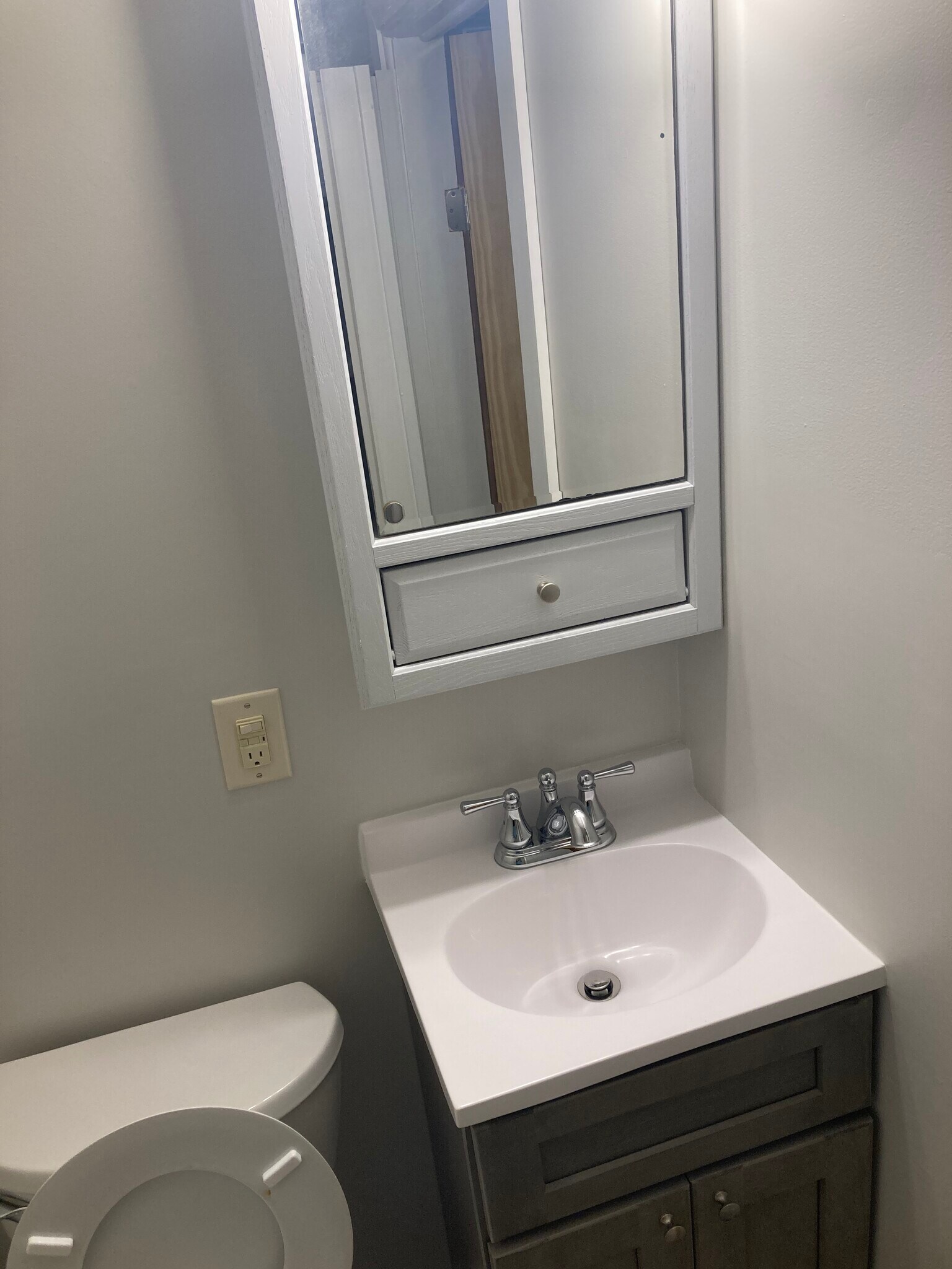 Building Photo - 1436 E 9th St