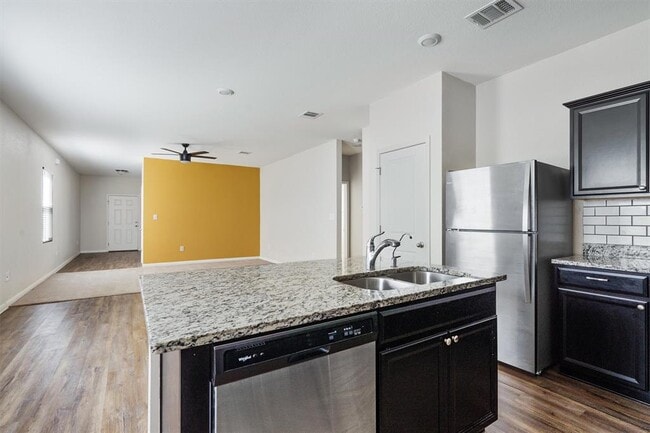 Building Photo - 205 Athena Way
