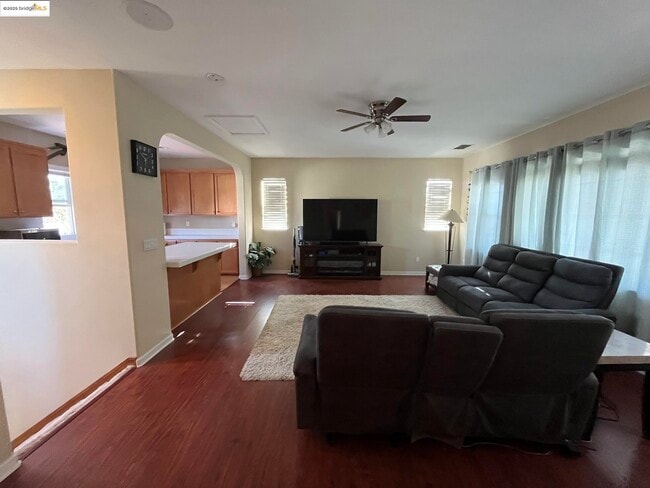 Building Photo - 6238 Crystal Springs Cir