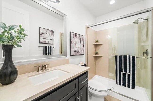 Building Photo - GORGEOUS 3300 Sqft Single Story 4 Bed 3.5 Bath House in Brentwood