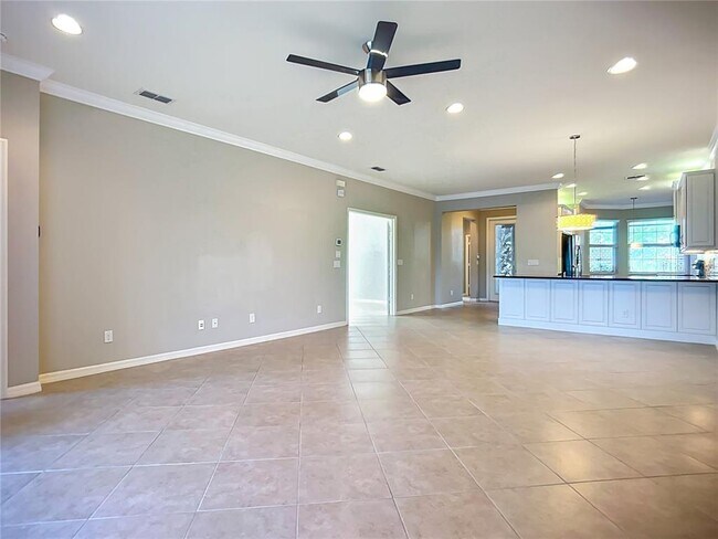 Building Photo - 15646 Aurora Lake Cir