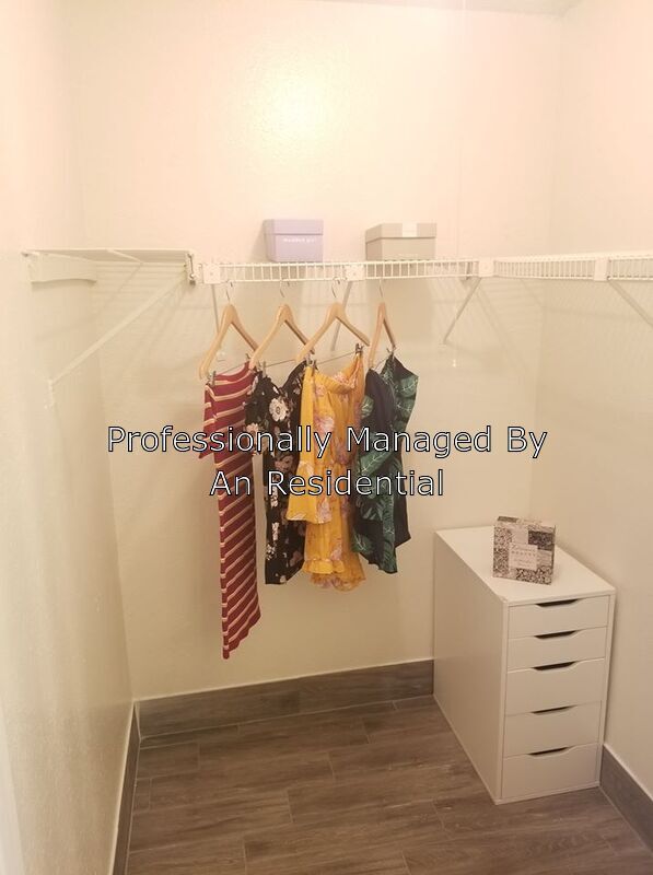 Building Photo - 3580 S M L King Jr Pkwy