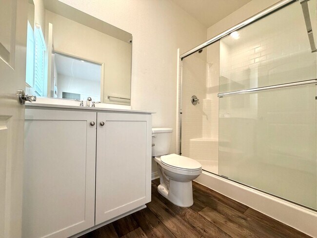 Building Photo - Solar Powered 4 Bedroom 3.5 Bath Sagewood Home with Private Casita & 3 Car Garage