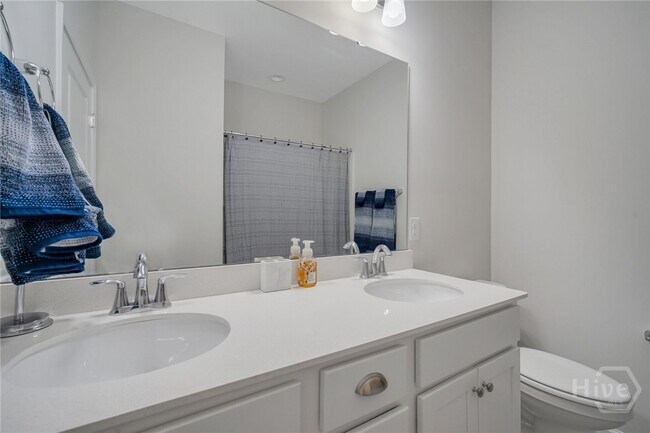 Building Photo - 69 Lower Creek Dr