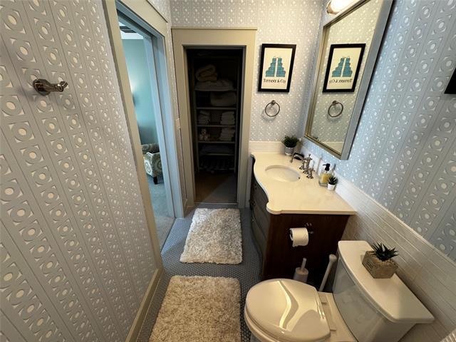 Building Photo - 1019 N Bishop Ave