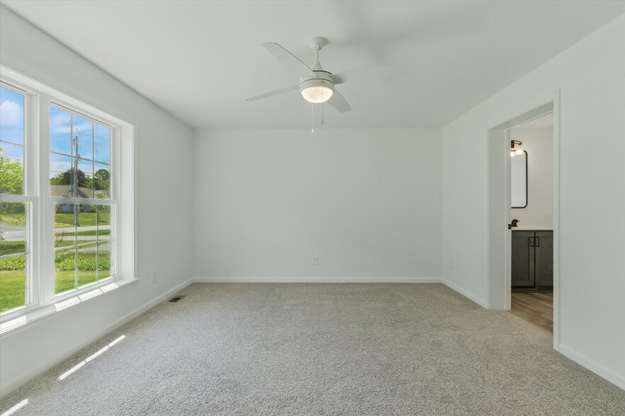 Building Photo - 542 Partridge Farm Rd