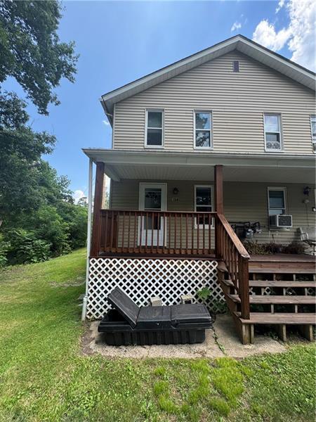 Primary Photo - 158 Washington Dr
