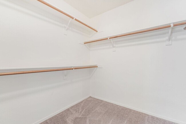 Building Photo - Vaulted Ceilings, Cozy Fireplace & Desirable Single-Story Living Near The Lakes!