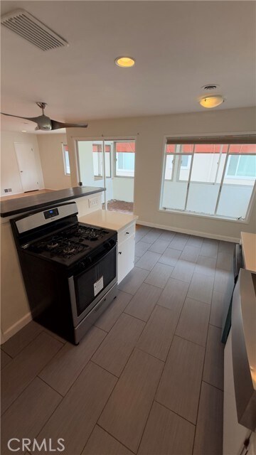 Building Photo - 1174 E Ocean Blvd