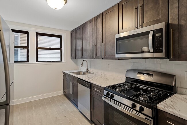 Building Photo - 125-133 Kearny Avenue