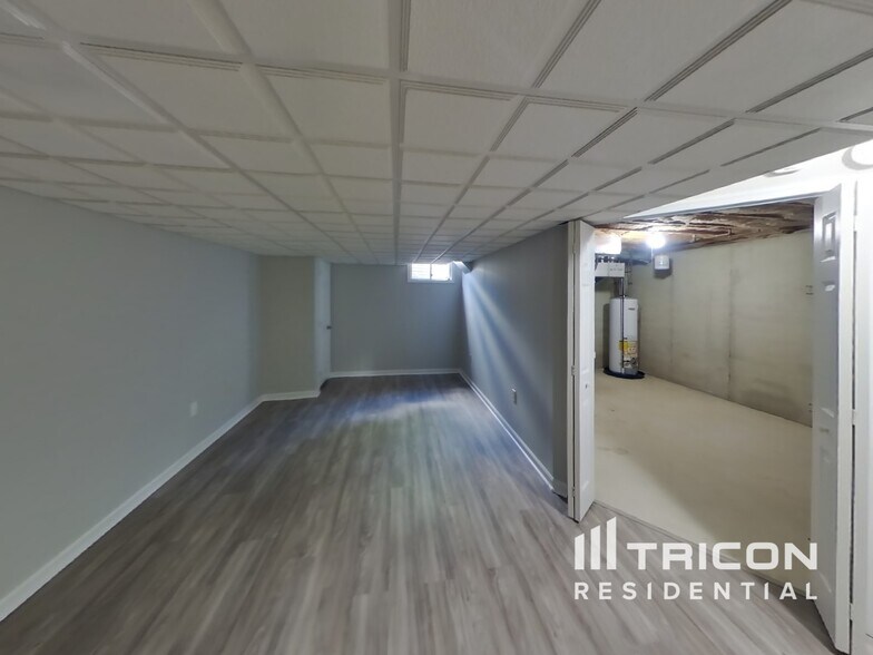 Building Photo - 466 Berkshire Dr