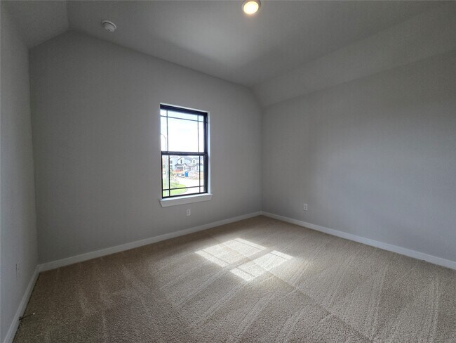 Building Photo - 29710 Burcreek Ln