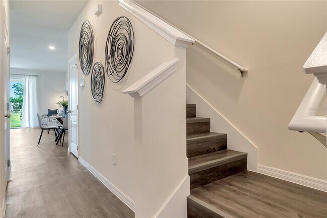 Building Photo - 1720 Cambrelle Wy
