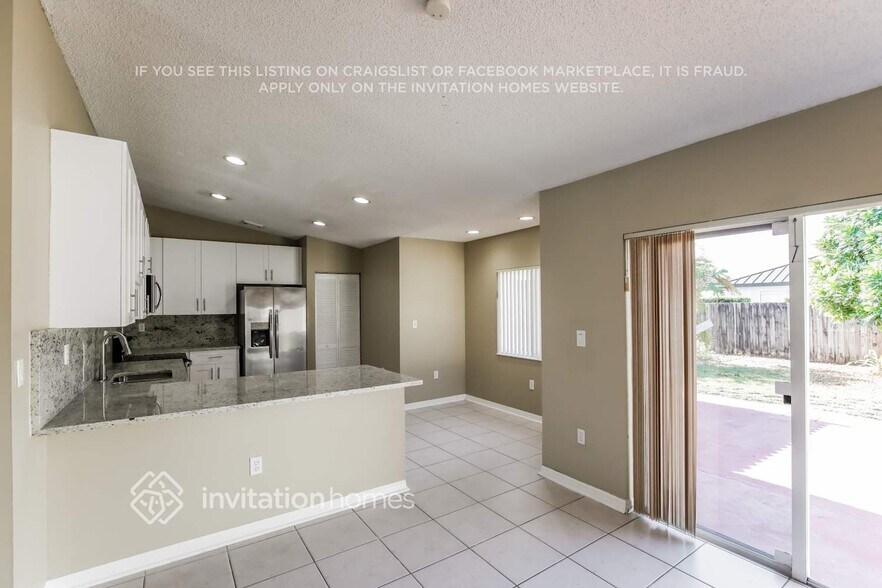Building Photo - 14305 SW 164th Terrace