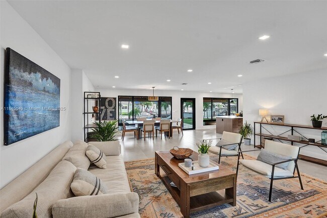 Building Photo - 1021 Guava Isle