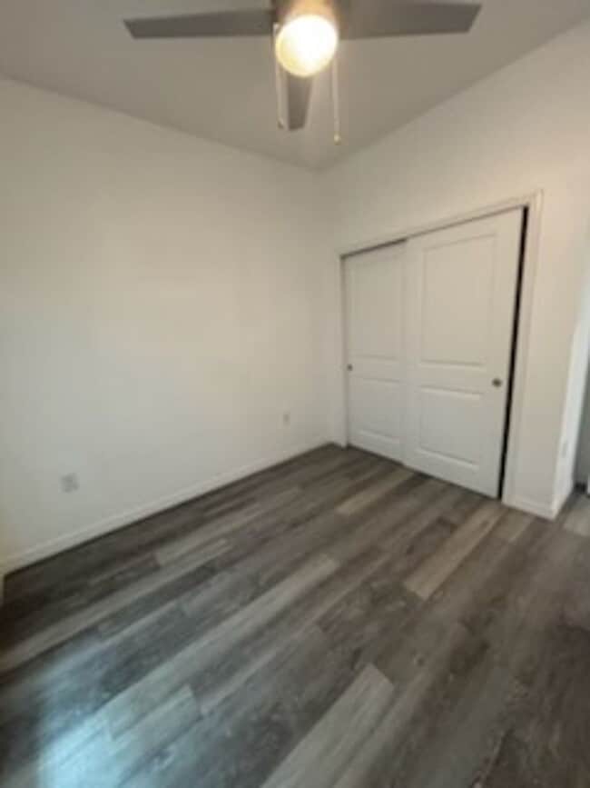 Building Photo - 2028 NE 8th Pl