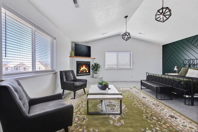 Building Photo - 4611 S Merrivale Pl