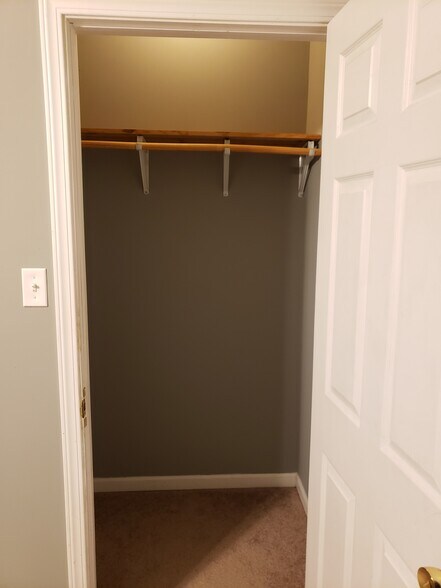 Building Photo - 2322 Guilford Ave