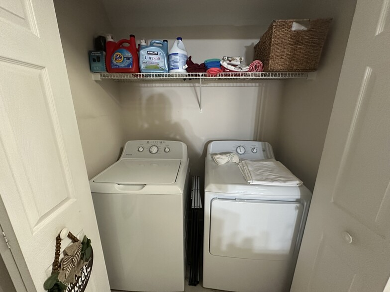 Laundry Closet - 1123 Albritton Dr