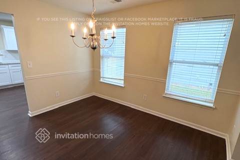 Building Photo - 5904 Bluegrass View