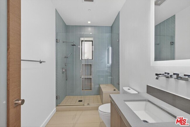 Building Photo - 17816 Porto Marina Way