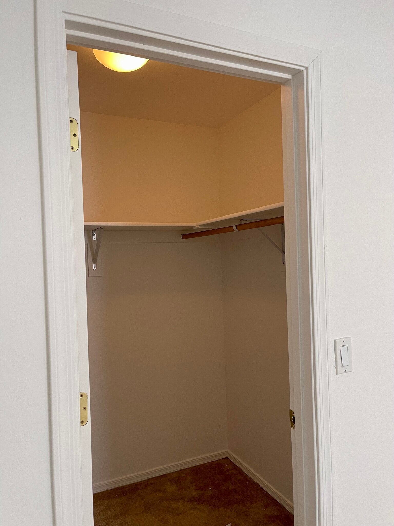 Building Photo - 3940 N Kioha Dr